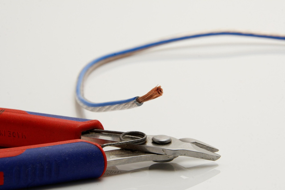 Herramientas para reparación electrónica